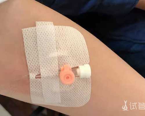 4bc囊胚着床晚(移植4bc囊胚几天着床)